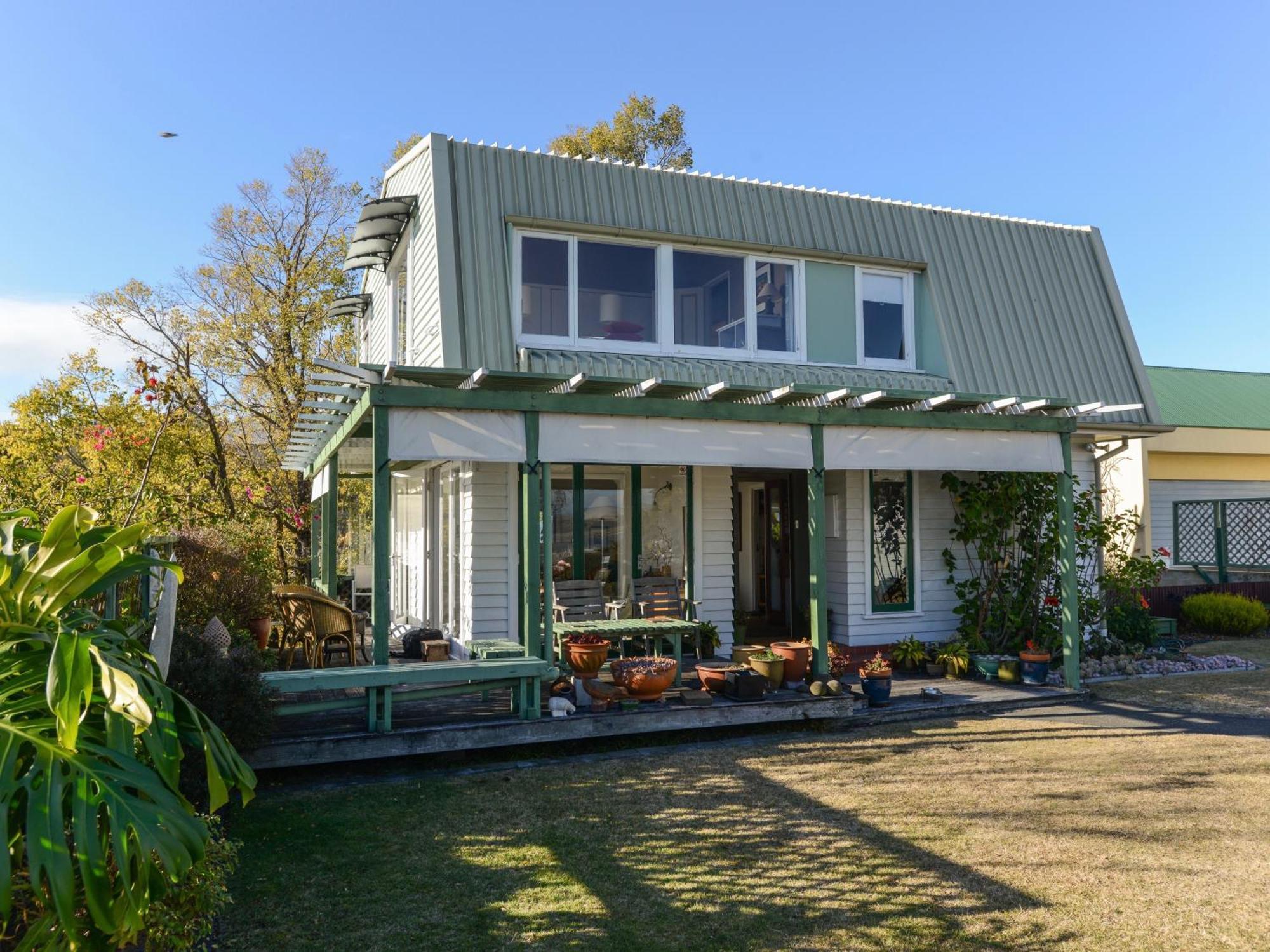Jacaranda Lodge - Napier Hill Holiday Home Eksteriør bilde